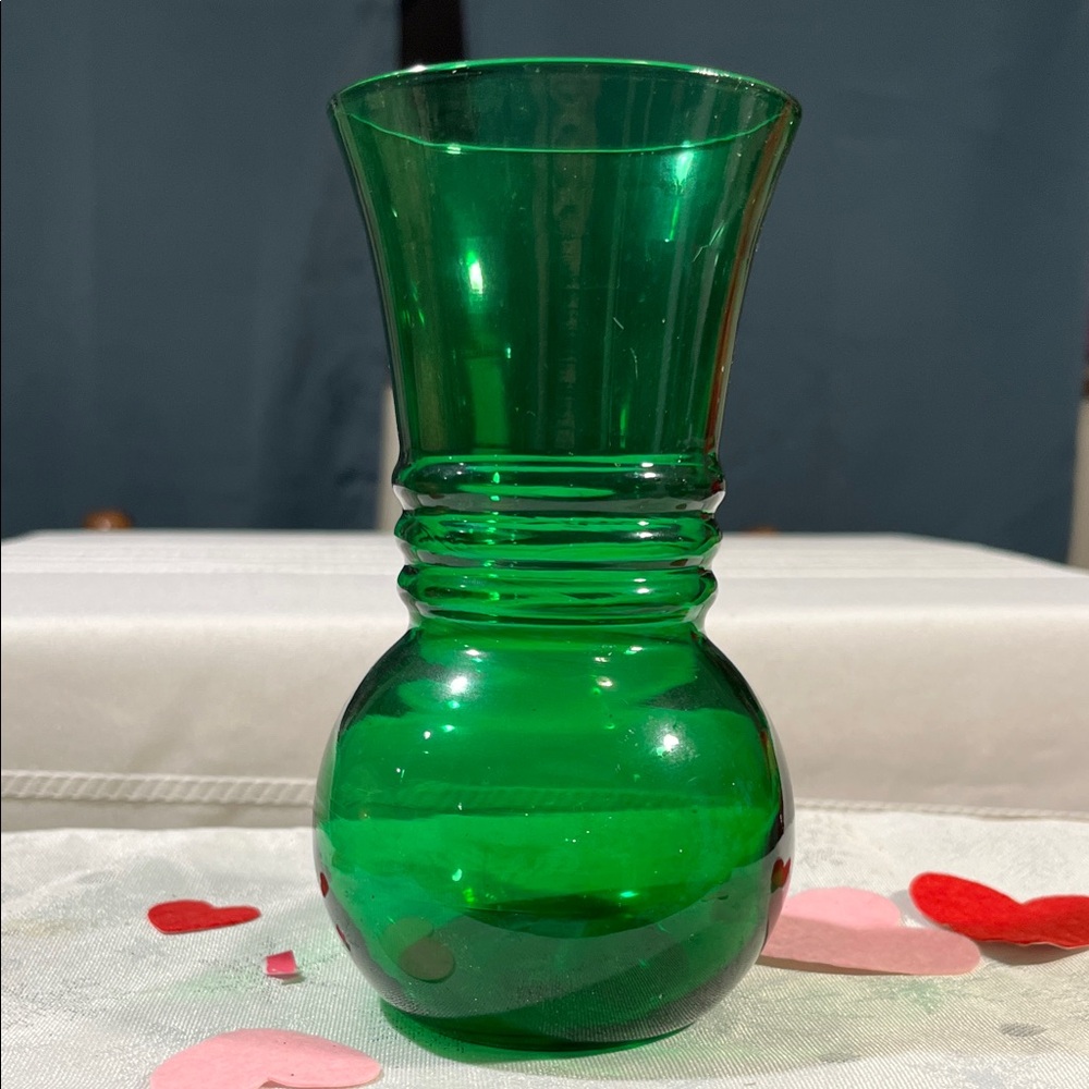 Elegant Green Glass Vase